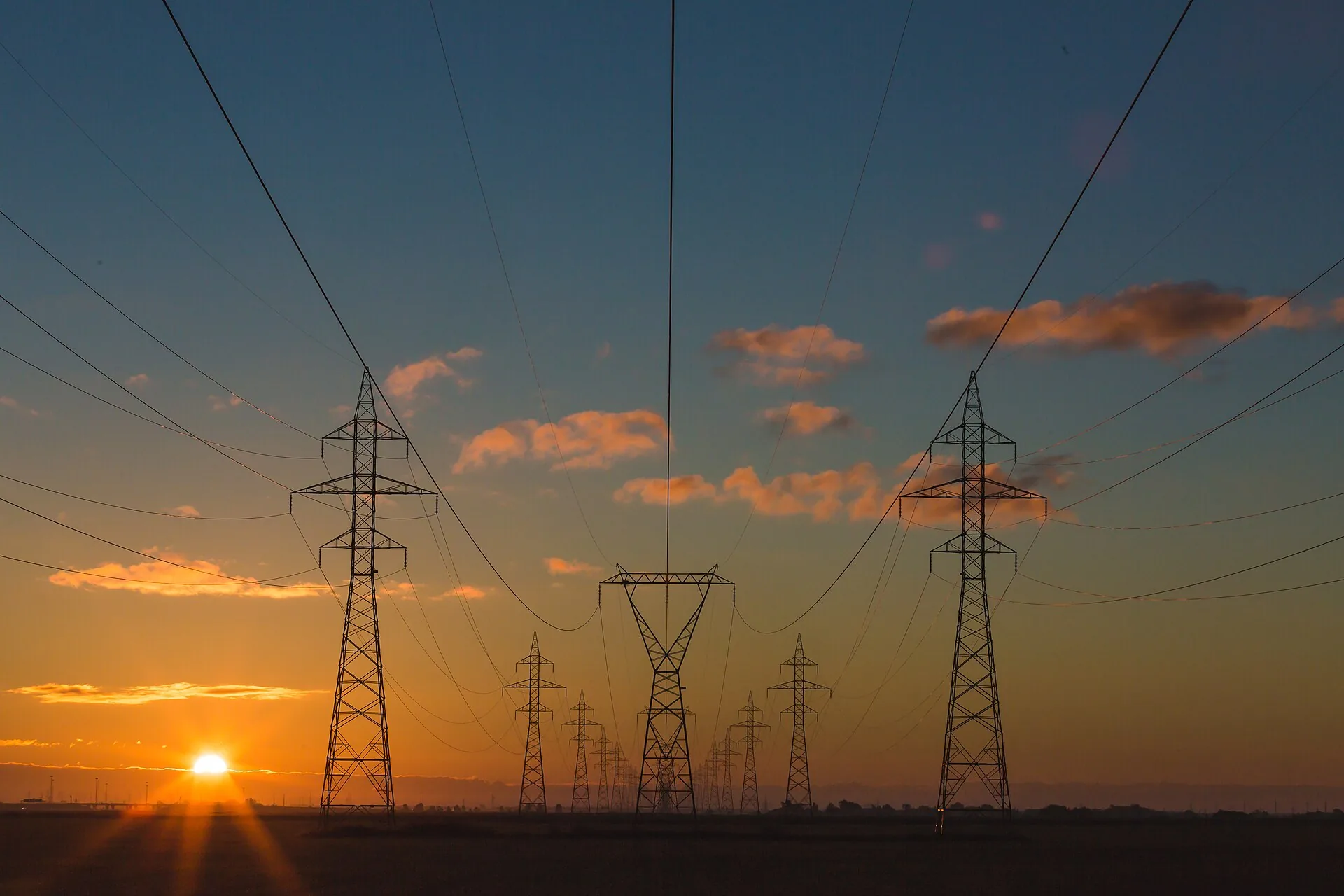 Limiting peak demand with IF-THEN rules on a power meter concentrator